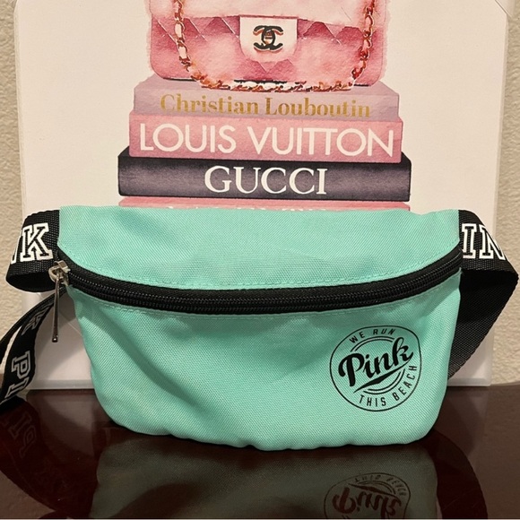 Victoria’s Secret fanny pack - Picture 1 of 6